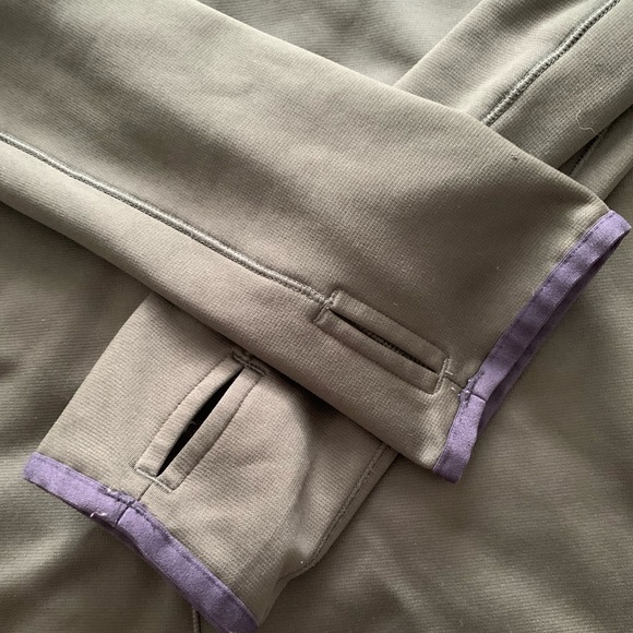 Under Armour Sweater - Picture 3 of 4